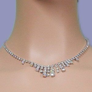 Vintage Sparkling Rhinestone Fashion Necklace 17"